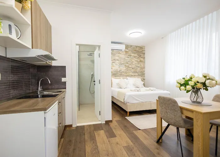 Varos Pensionat Split