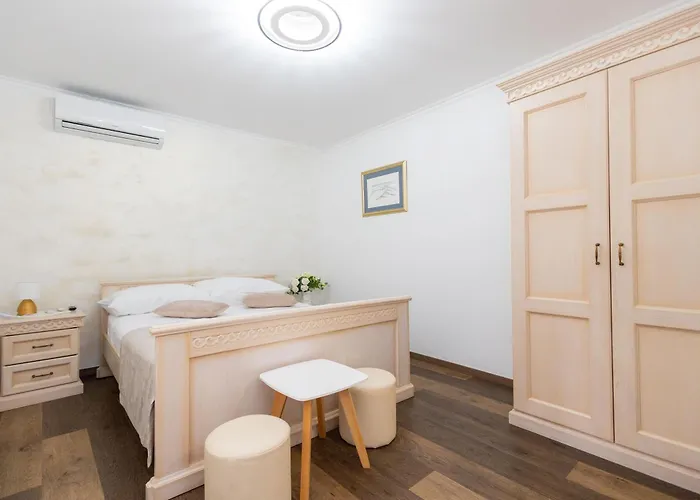 Pensionat Varos Split