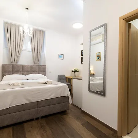 Guest house Varos
