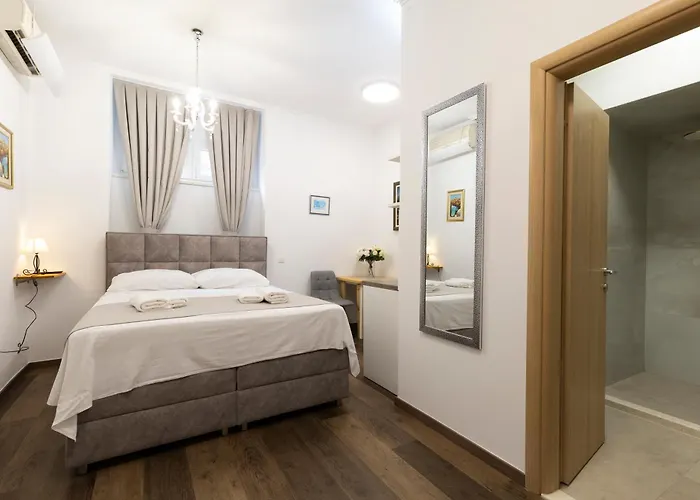 בית הארחה Varos