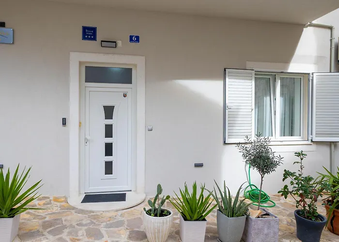 Varos بيت ضيافة