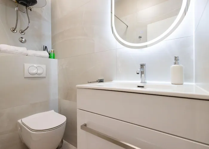 Varos בית הארחה