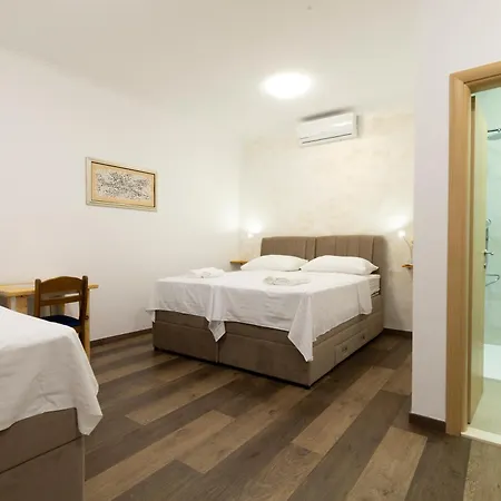 Varos Affittacamere Spalato